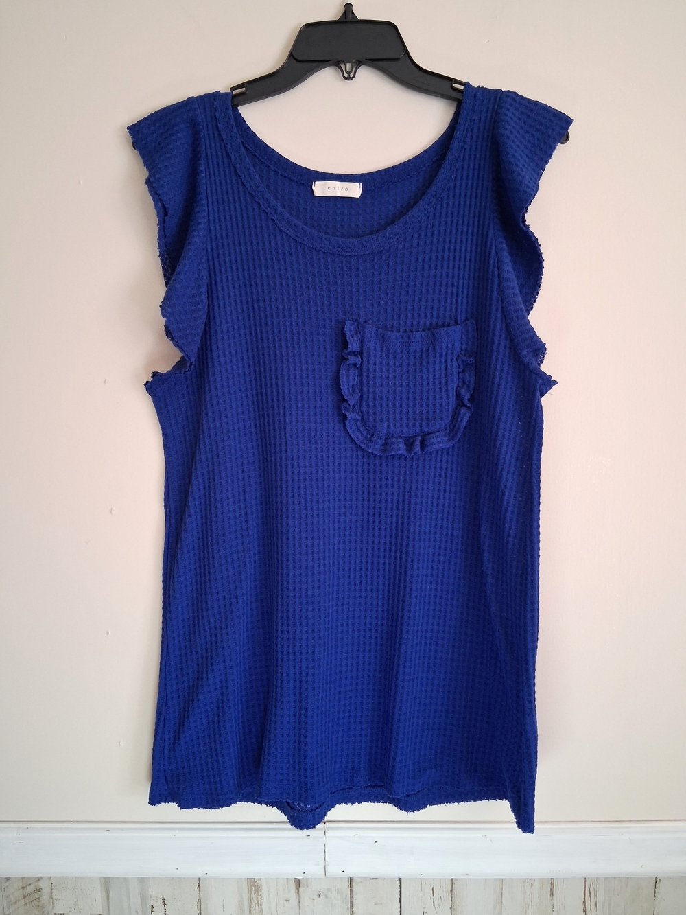 Entro Shirt Royal Blue Waffle Knit Ruffle Pocket  Raw Edge Hem Size Medium